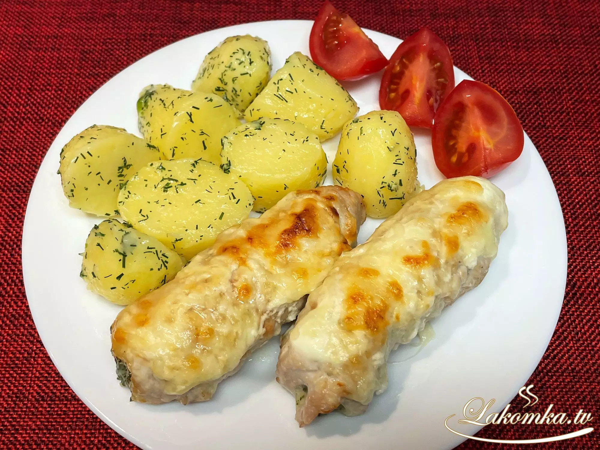 Куриные рулетики с зеленью и сыром